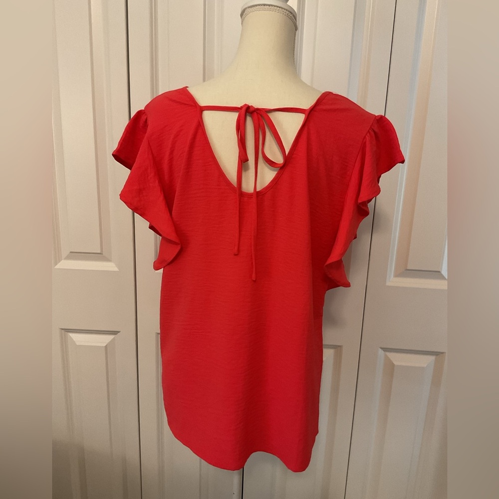 Women's V-Neck Tie Back Flutter Sleeve Blouse NWOT Size Large - Picture 7 of 10